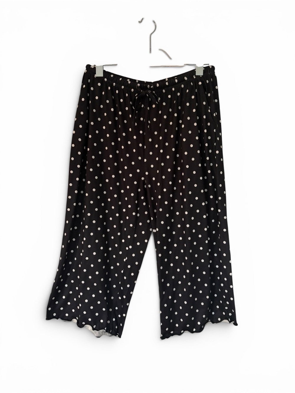 Black White Polka Dot Lettuce Cut Trim Cotton Capri Pants